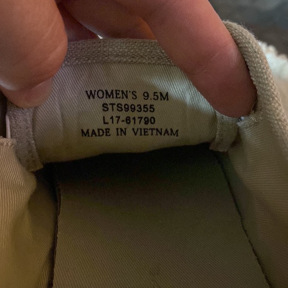 Sperry Boat Shoes - Picture 12 of 12